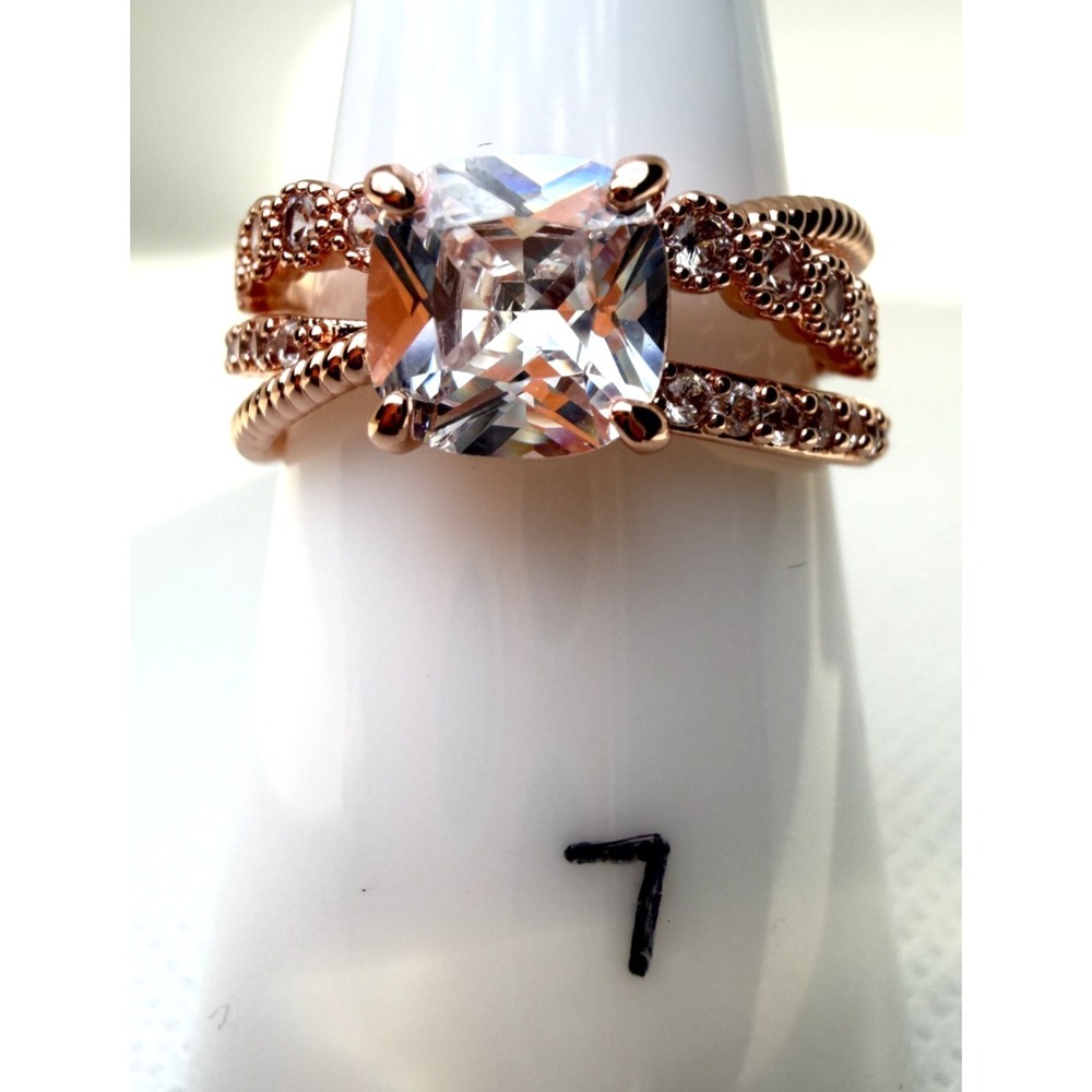 Size 7 Bomb Party Ring - RG36189 Three Suitors, One Prize - Cubic Zirconia on RG